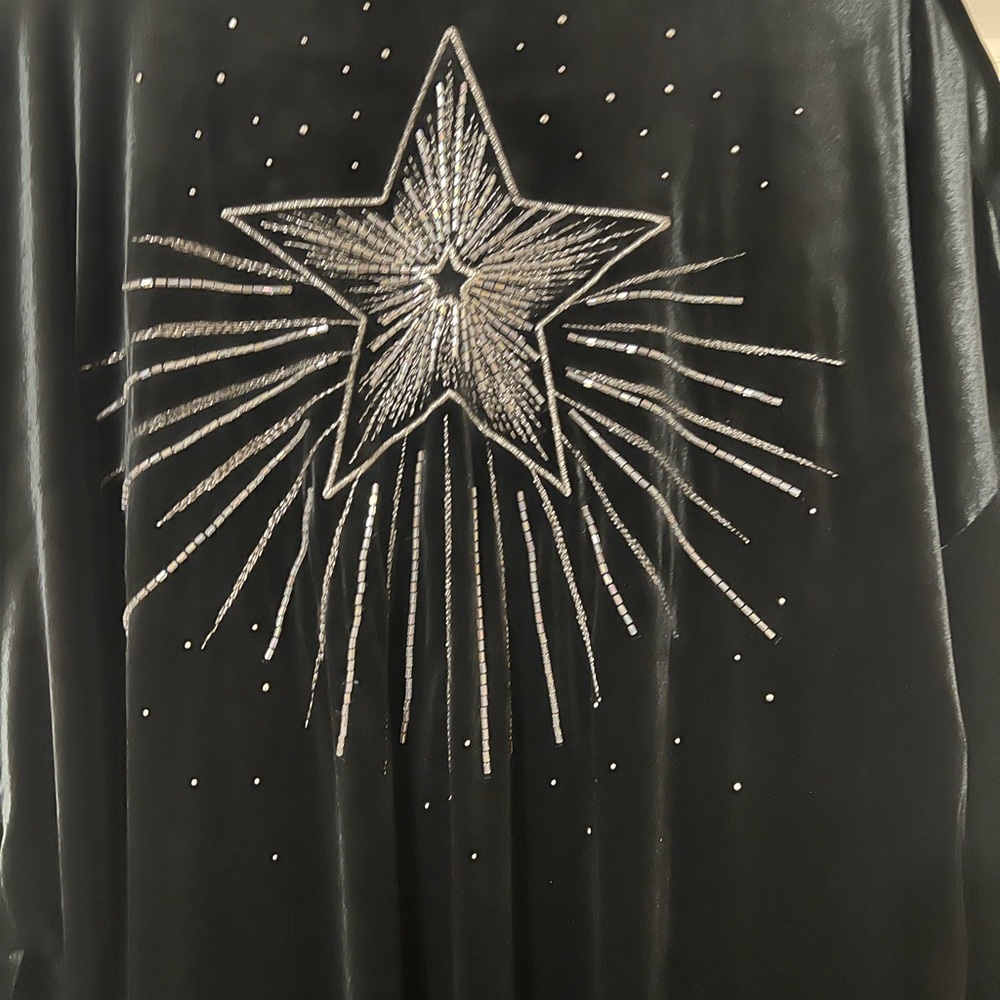 Atelier X Victoria's Secret Black Velvet Robe and Black Velvet Nightdress - Picture 2 of 9